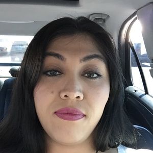 Meet your Posher, Cristina